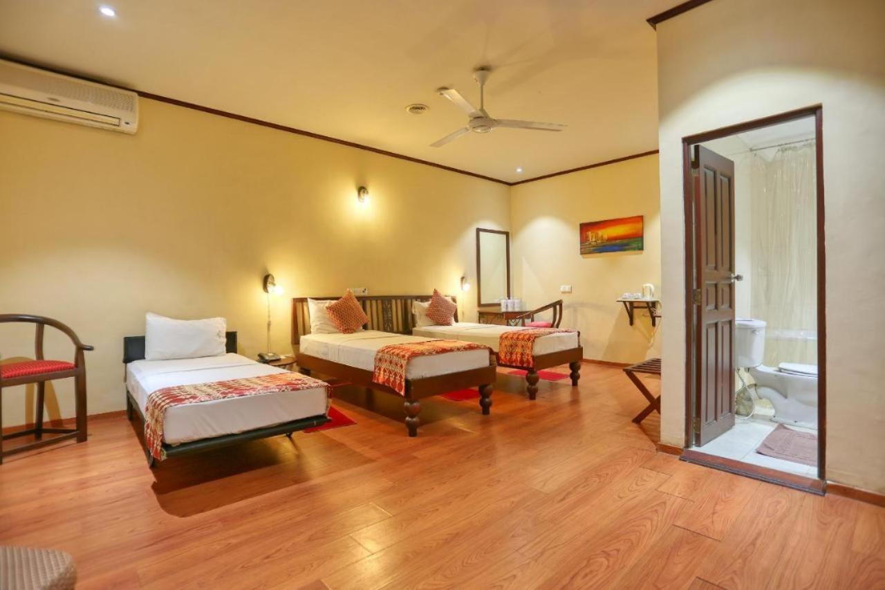Oak Ray Hotel